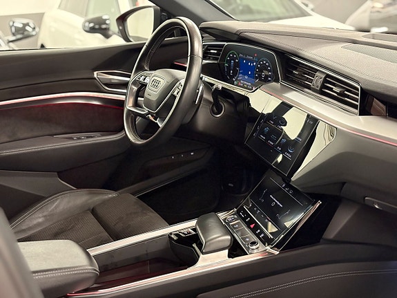 Audi e-tron 20 of 20