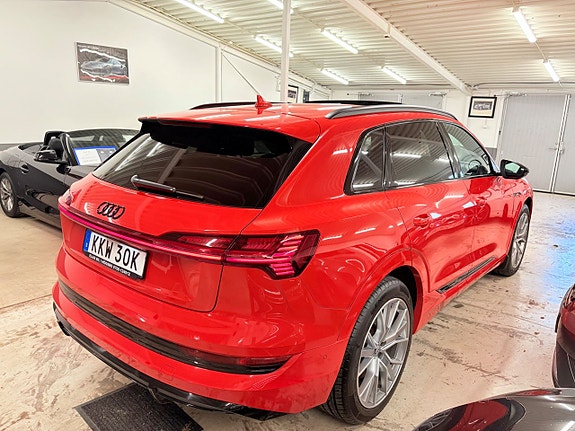 Audi e-tron 6 of 20