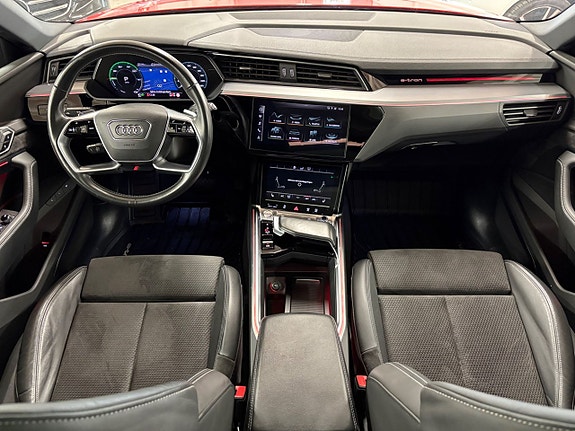 Audi e-tron 15 of 20