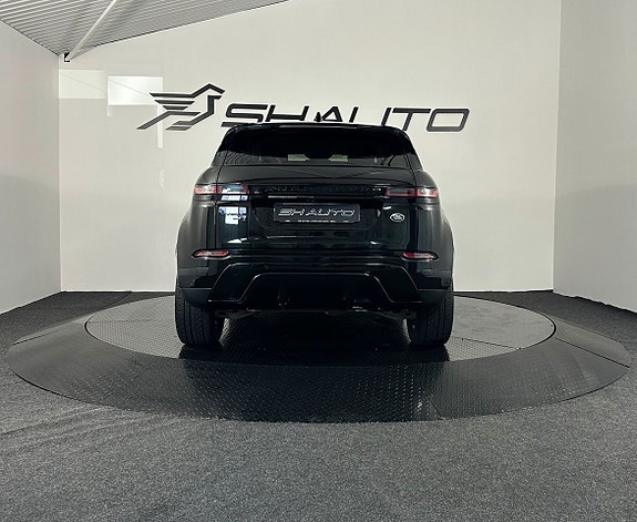 Land Rover Range Rover Evoque 8 of 26