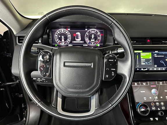 Land Rover Range Rover Evoque 14 of 26