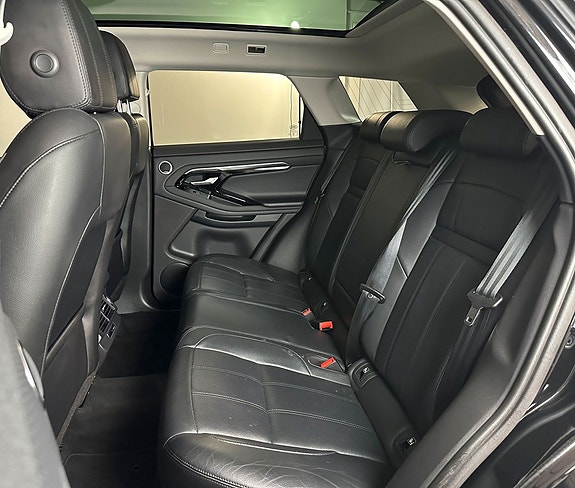 Land Rover Range Rover Evoque 13 of 26