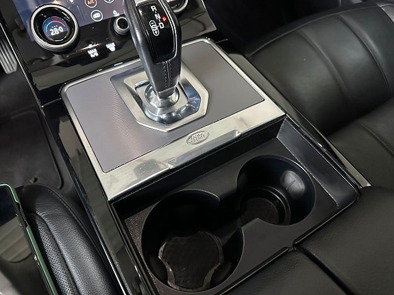 Land Rover Range Rover Evoque 26 of 26