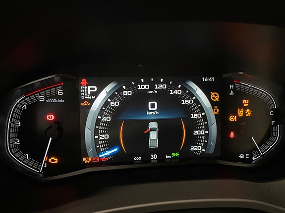 Isuzu D-max 12 of 13