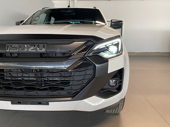 Isuzu D-max 7 of 13