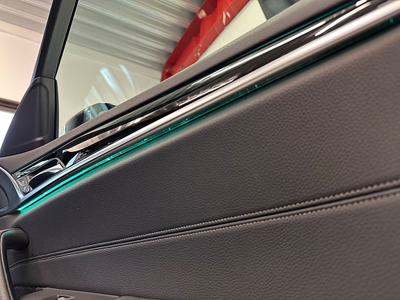 BMW 530e 9 of 12