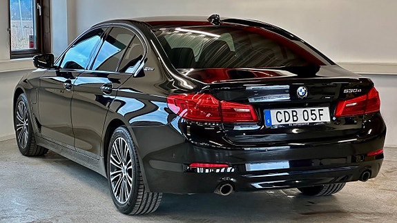 BMW 530e 4 of 12