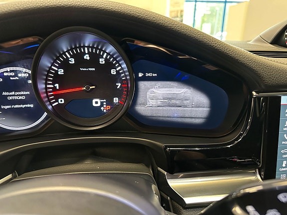 Porsche Panamera 4 9 of 11