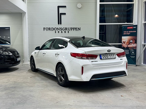 Kia Optima 7 of 17
