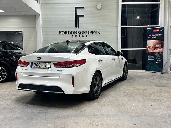 Kia Optima 5 of 17