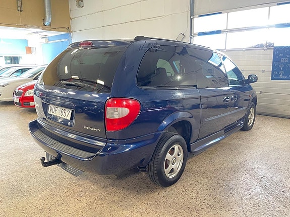 Dodge Grand Caravan 4 of 14