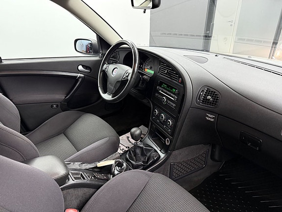 Saab 9-5 18 of 18
