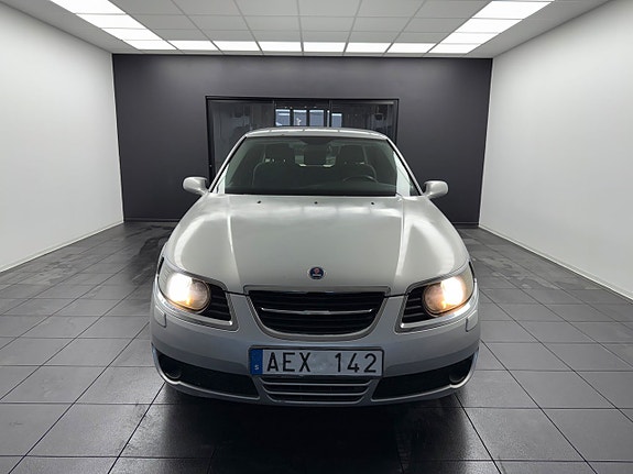 Saab 9-5 2 of 18