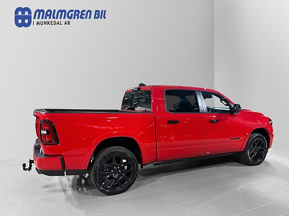 Dodge RAM 1500 3 of 5