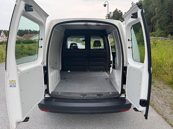 Volkswagen Caddy 12 of 13