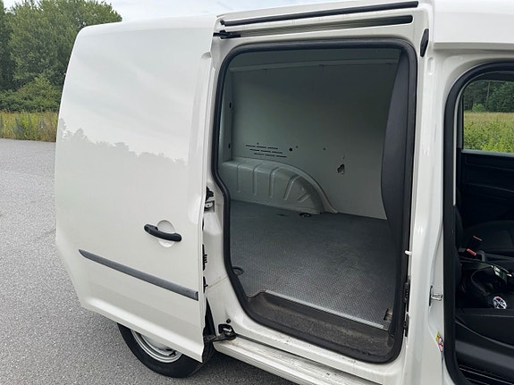 Volkswagen Caddy 11 of 13