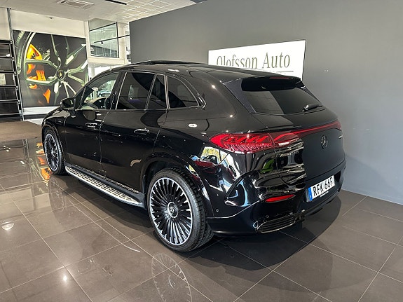Mercedes-Benz EQE43 SUV 5 of 17