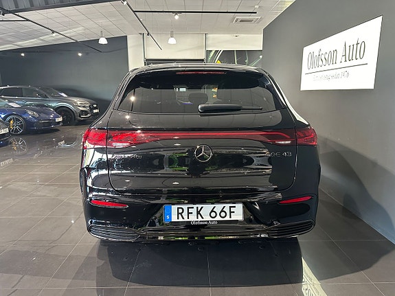 Mercedes-Benz EQE43 SUV 6 of 17