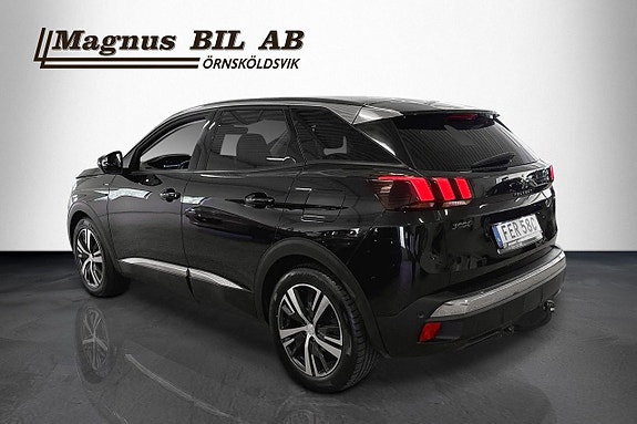 Peugeot 3008 4 of 5