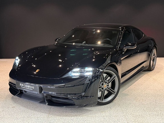 Porsche Taycan Turbo 11 of 23