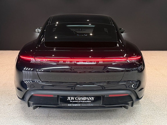 Porsche Taycan Turbo 5 of 5