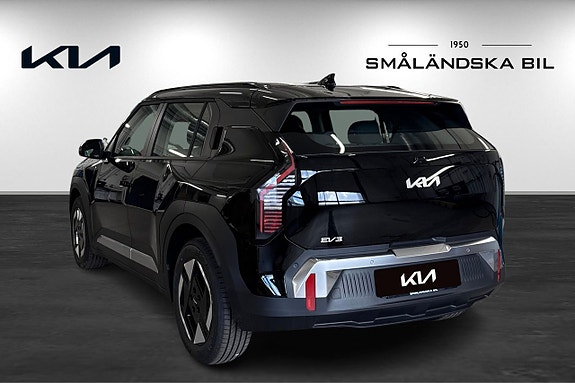Kia EV3 6 of 15