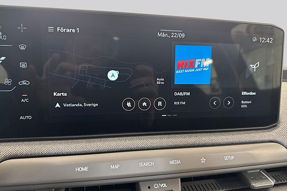 Kia EV3 11 of 15