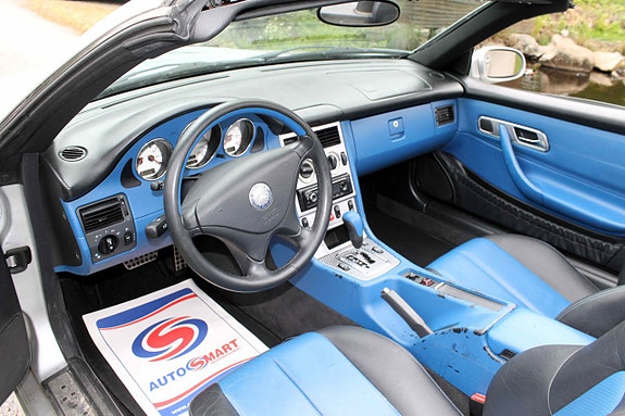 Mercedes-Benz SLK230 3 of 3
