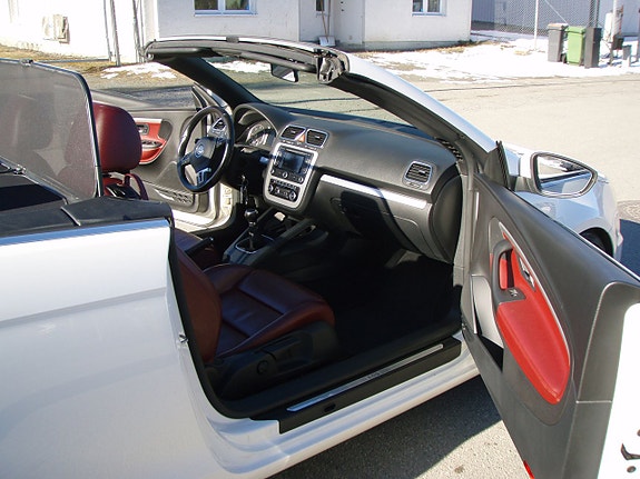 Volkswagen Eos 10 of 12