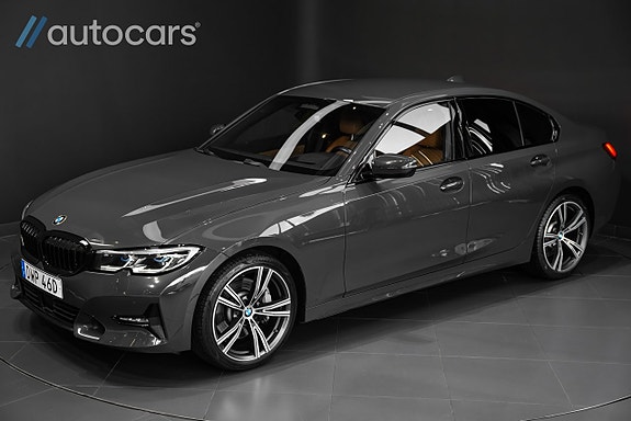 BMW 330i 6 of 30