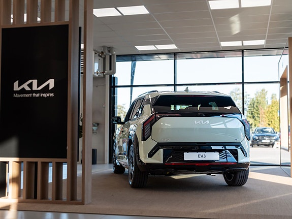 Kia EV3 4 of 5