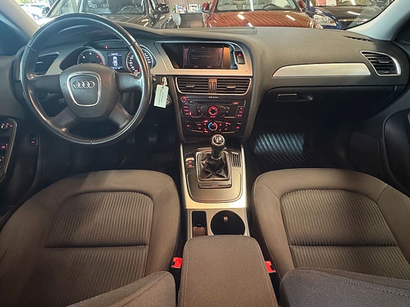 Audi A4 9 of 15