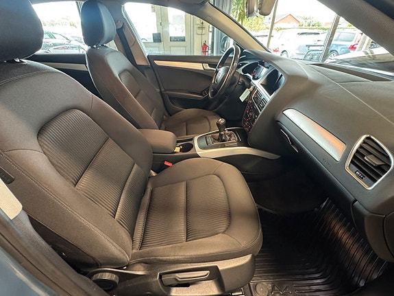 Audi A4 11 of 15
