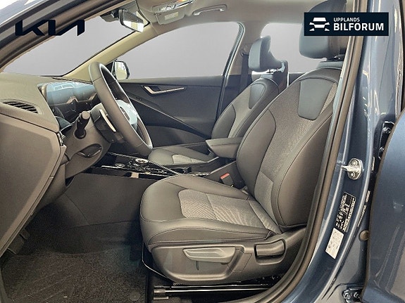 Kia Niro 8 of 15