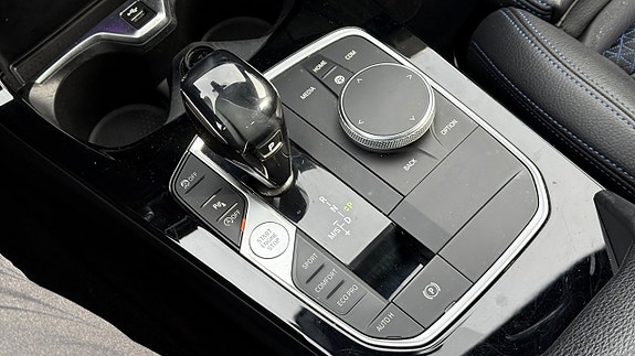 BMW 118i 18 of 30