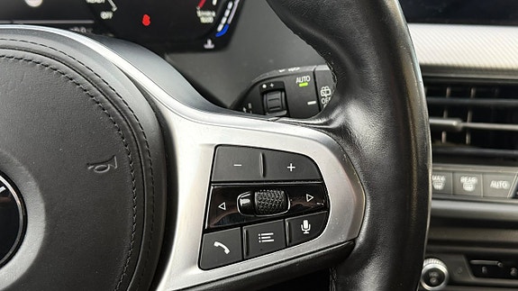 BMW 118i 15 of 30