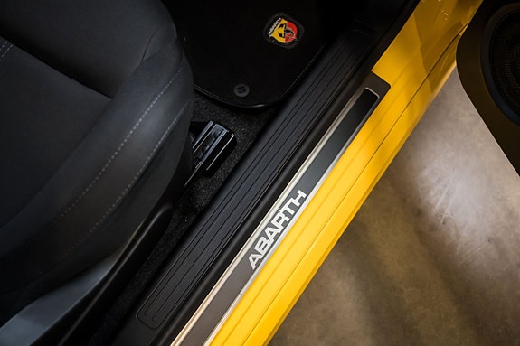 Abarth 595 23 of 23