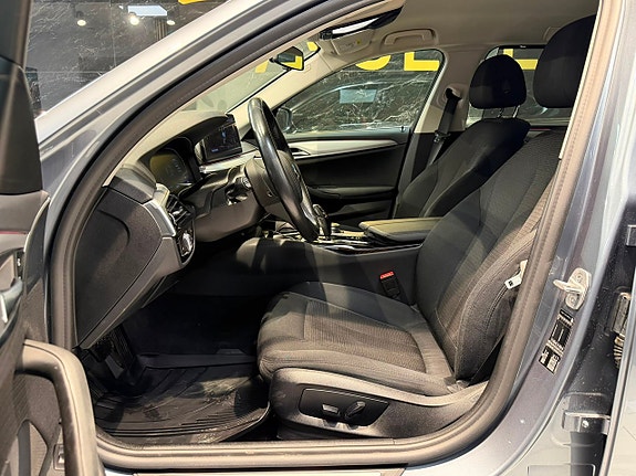 BMW 520 17 of 27