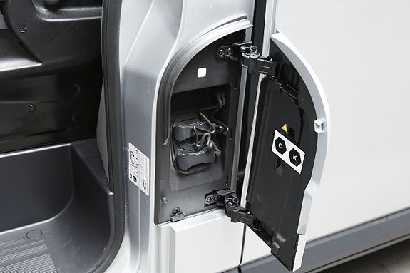 Maxus e-Deliver 7 7 of 21