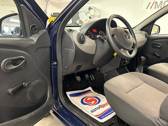 Dacia Sandero 7 of 25