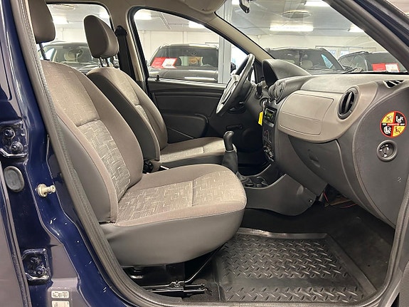Dacia Sandero 16 of 25
