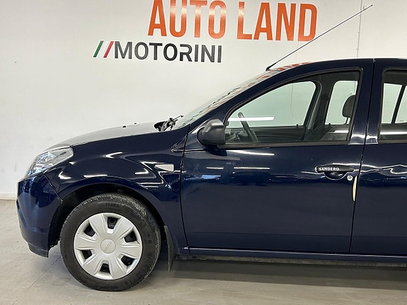 Dacia Sandero 5 of 5