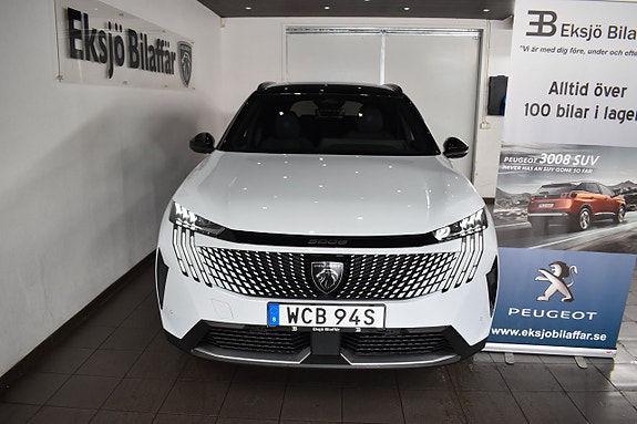 Peugeot 5008 2 of 5