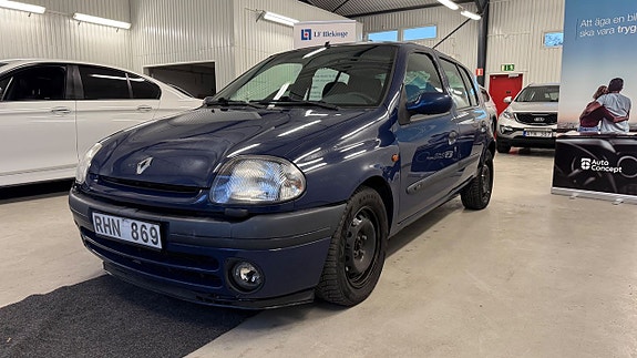 Renault Clio 3 of 5