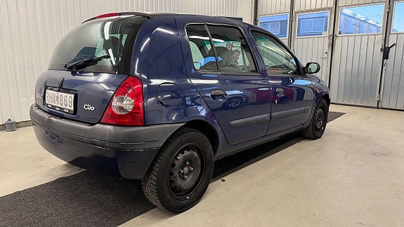 Renault Clio 6 of 17