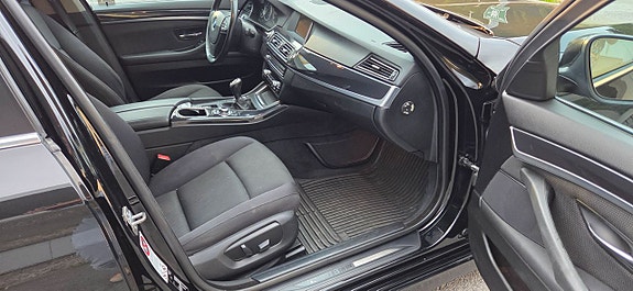 BMW 520 24 of 27