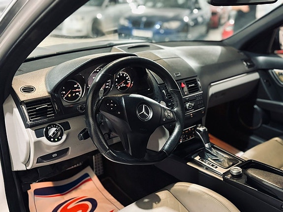 Mercedes-Benz C63 16 of 18