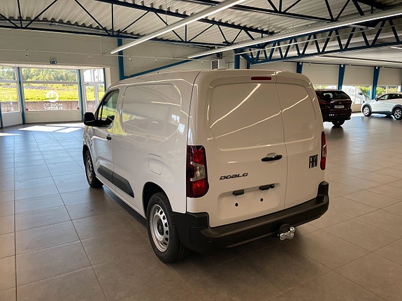 Fiat Doblo 2 of 5
