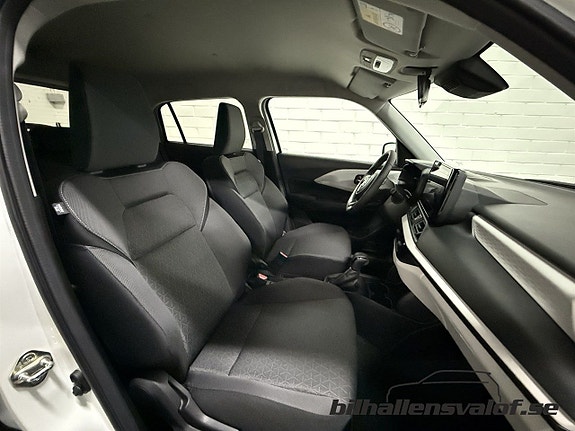 Suzuki Swift 9 of 13