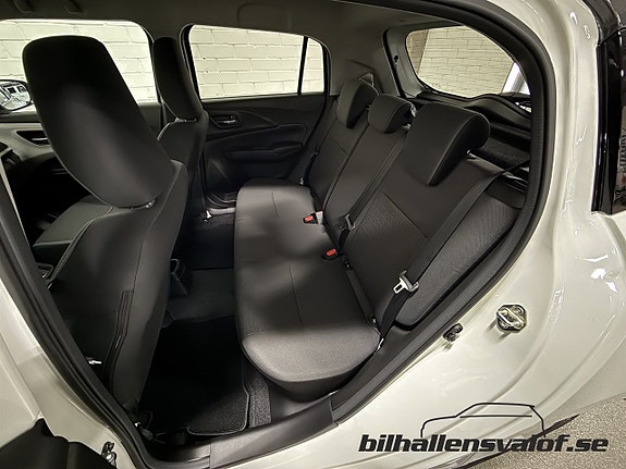 Suzuki Swift 6 of 13